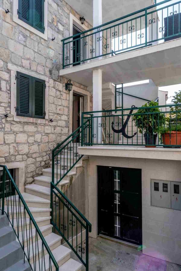 Apartments Inn Baška Voda Exterior foto